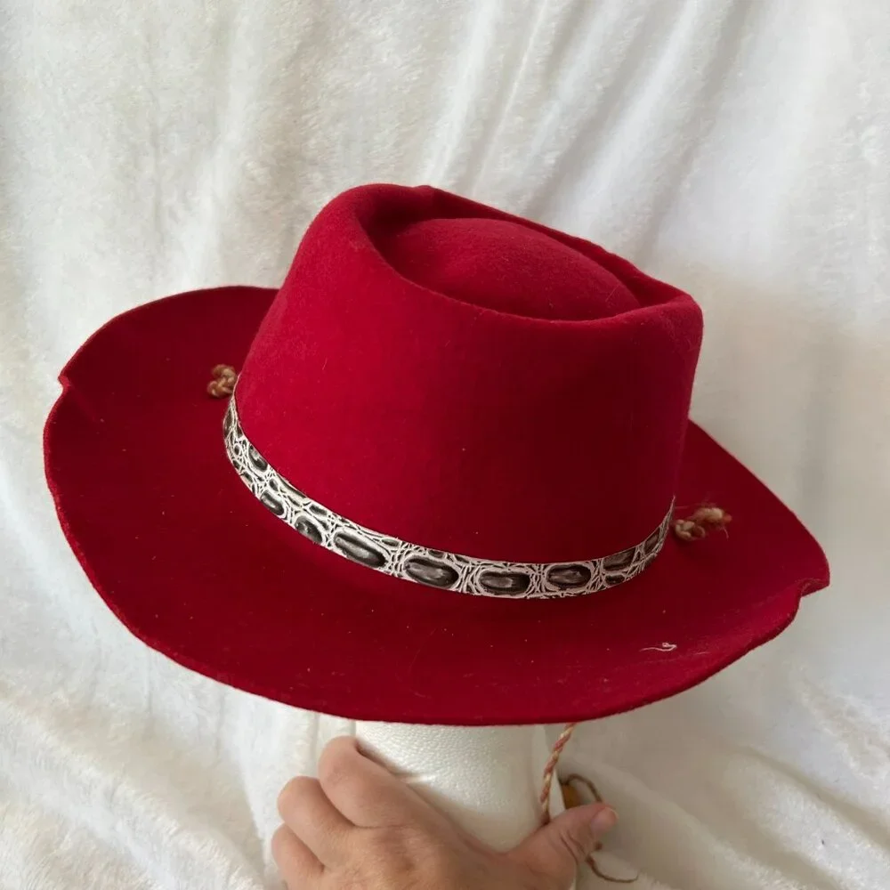 VINTAGE Kids‎ Cowboy Hat Red Halloween Theater Chin Strap